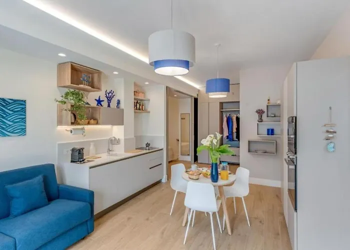 Sorrentovibes - A Cozy With Terrace In The Heart Of Apartament *