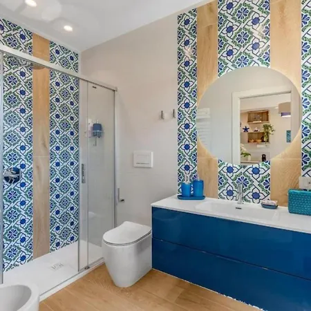 Apartment Sorrentovibes - A Cozy With Terrace In The Heart Of Sorrent