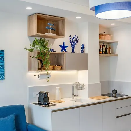 Sorrentovibes - A Cozy With Terrace In The Heart Of Apartment Sorrent