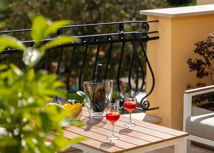 Apartman Sorrentovibes - A Cozy With Terrace In The Heart Of