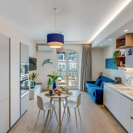 Sorrentovibes - A Cozy With Terrace In The Heart Of דירה *