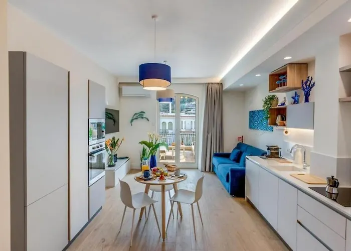 Sorrentovibes - A Cozy With Terrace In The Heart Of Appartement *